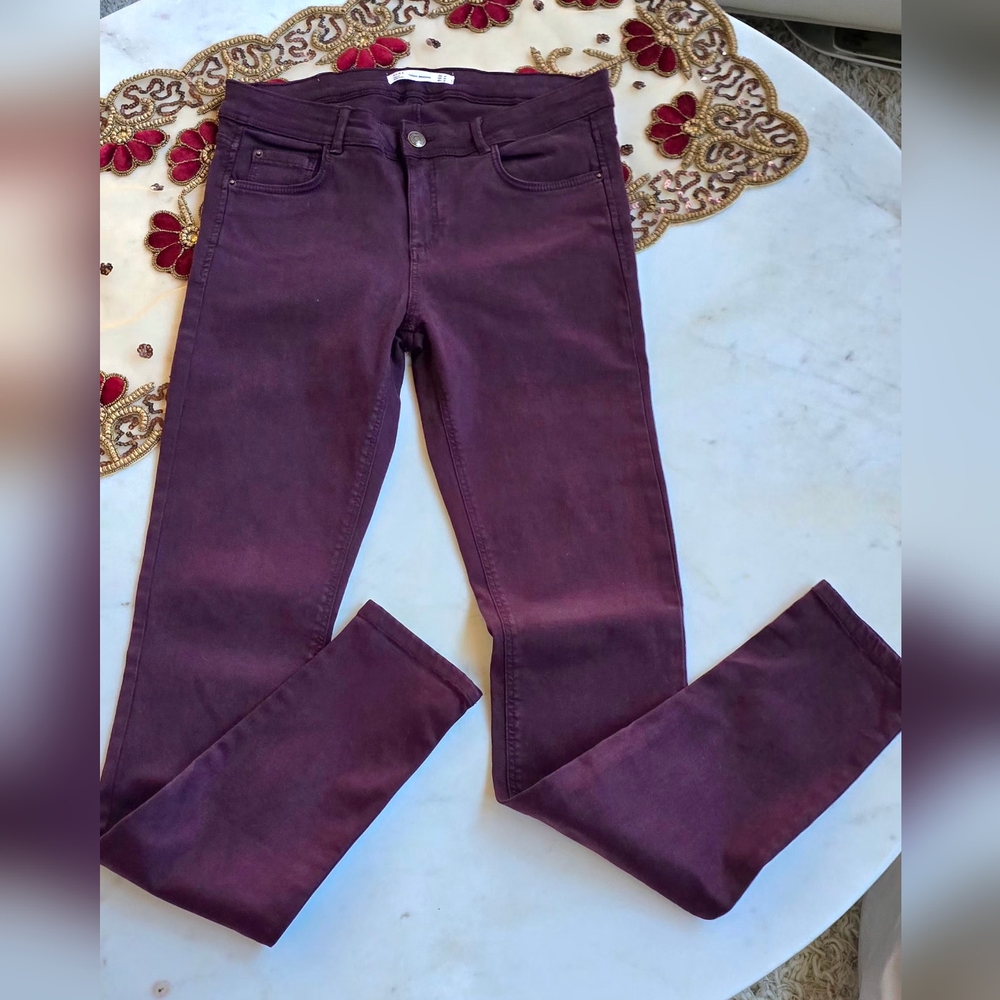 Zara Trafaluc Denimwear Skinnies In Maroon Size US8